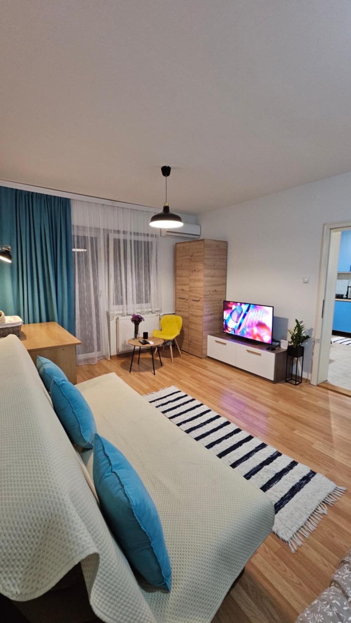 Grandpa Vojin'S Cozy Corner Apartment Subotica Exterior foto